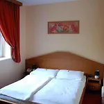 Otel West Bratislava