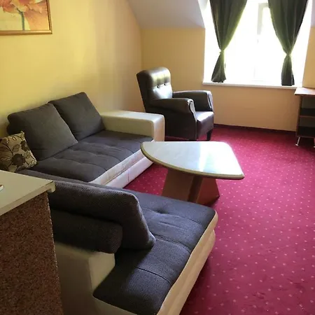West Hotel