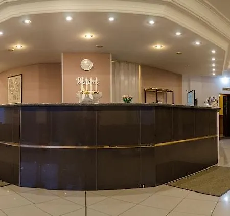 Hotel West 3*