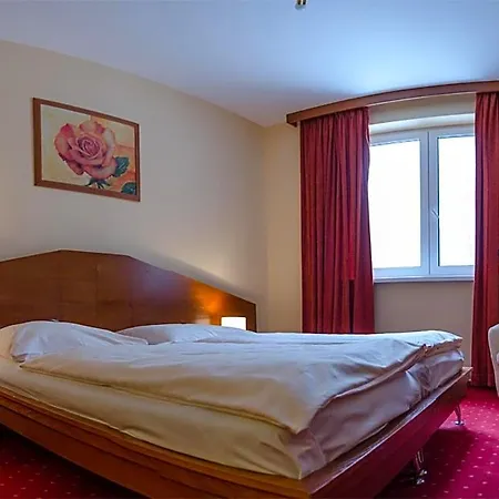 West Otel Bratislava