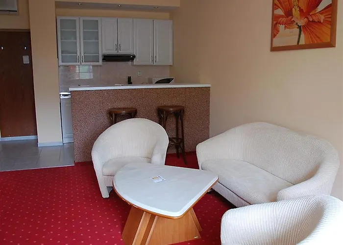 West 3* Братислава