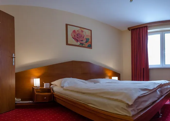 Отель West Братислава