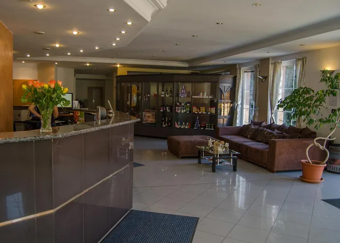 West Отель Братислава