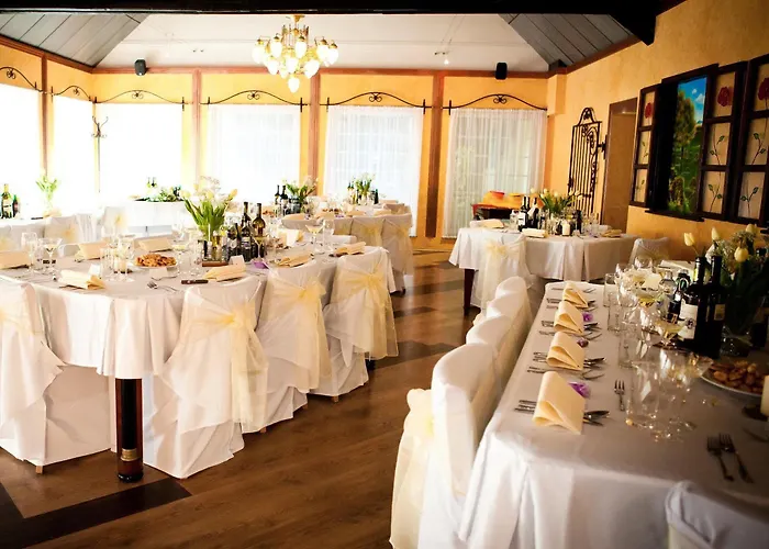 West Отель Братислава