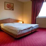 West Hotel