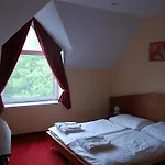 Szálloda West 3*